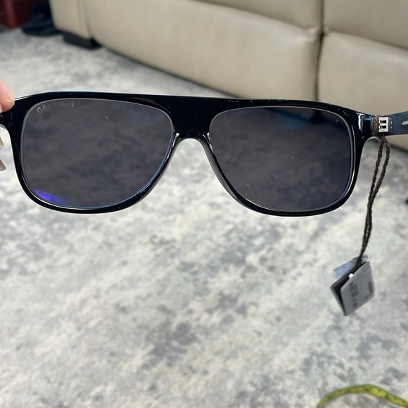 New Tom Ford Todd TF880 01A Unisex Aviator Sunglasses Black FT0880 - Picture 12 of 16